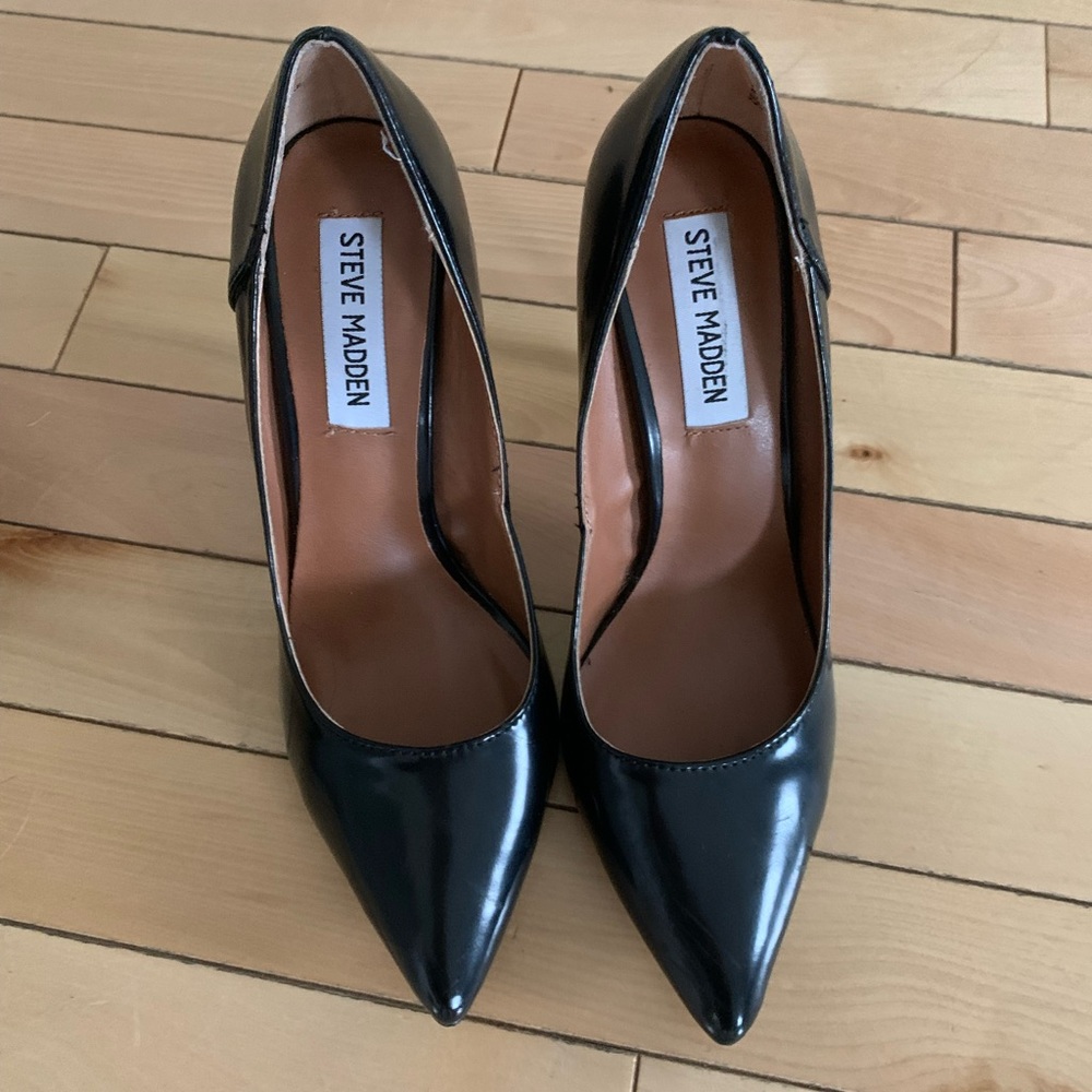 Steve Madden pumps